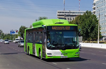 Deputat Toshkent shahrida avtobuslarni tekin qilish taklifni bermoqda