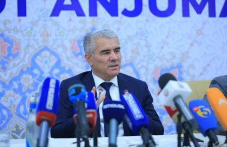 Buxoro viloyati hokimi ommaviy axborot vositalari xodimlari, jurnalist va blogerlar bilan muloqot qildi
